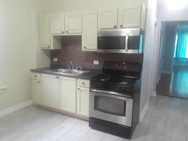 4824 W Huron St #2 — Photo 8