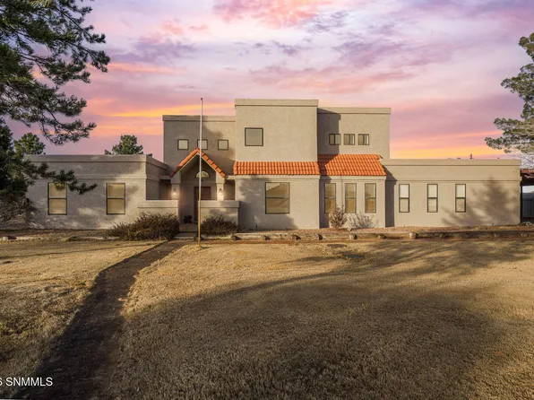 3630 Paradise Ln, Las Cruces, NM 88007