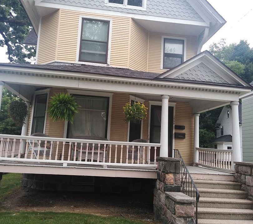 1st image of 1005 S Westnedge Ave #2
