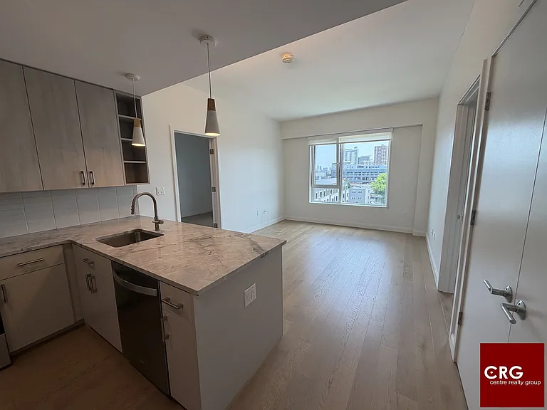 55-56 Brighton Ave #U604 — Photo 2