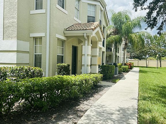 5th image of 166 Peacock Blvd #34103