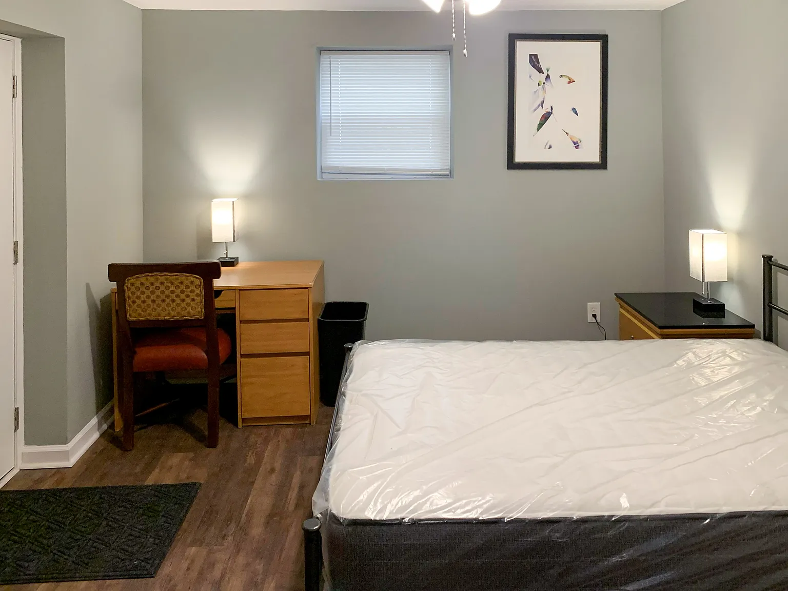 4 bed, 3.0 bath, 1628 sqft, $706 — Photo 1
