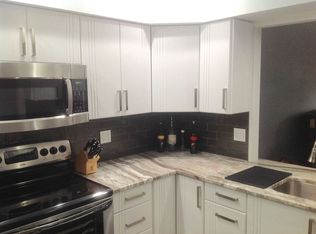 18 Ridgepointe Dr #C, Boynton Beach, FL 33435