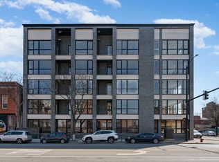 2354 W Polk St #303, Chicago, IL 60612