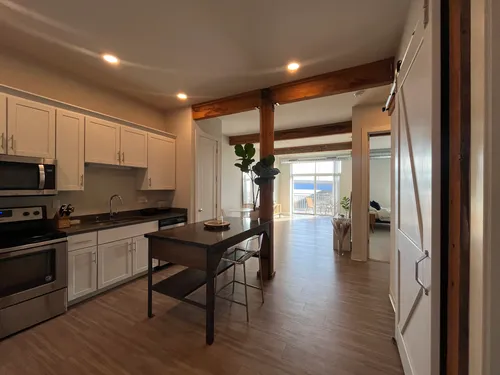 2482 Marina Cir Photo 1