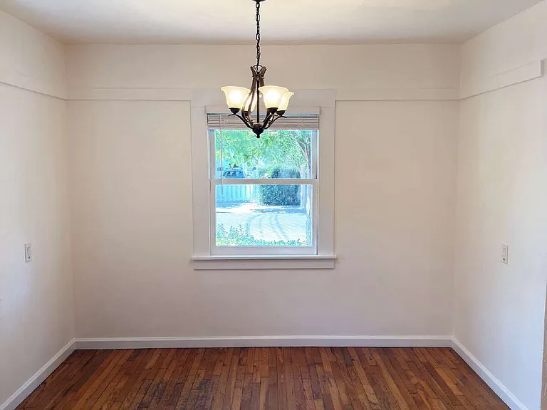 174 France St — Photo 5