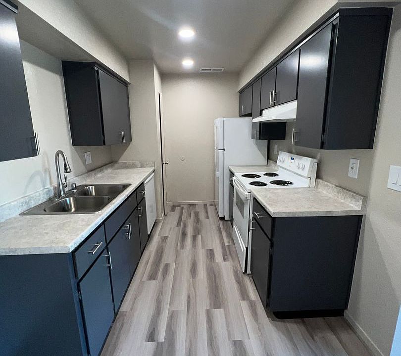 1st image of 265 E Hanford Armona Rd Unit 46