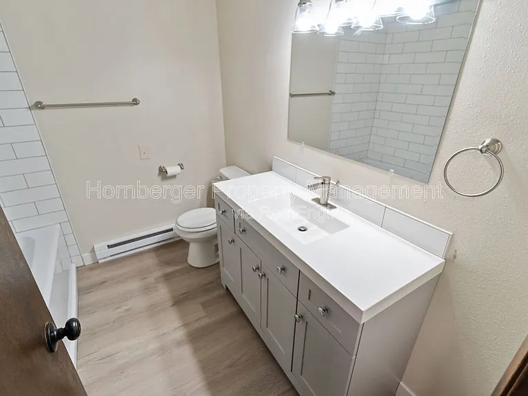 723 W York Ave #1 — Photo 7