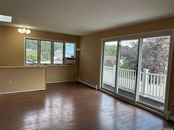 (undisclosed Address)