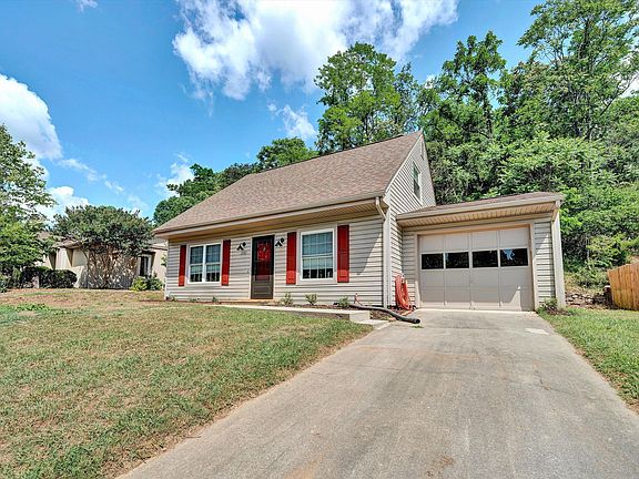2nd image of 2701 Bluefield Blvd SW