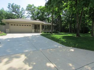 4345 W Upham Ave, Greenfield, WI 53220