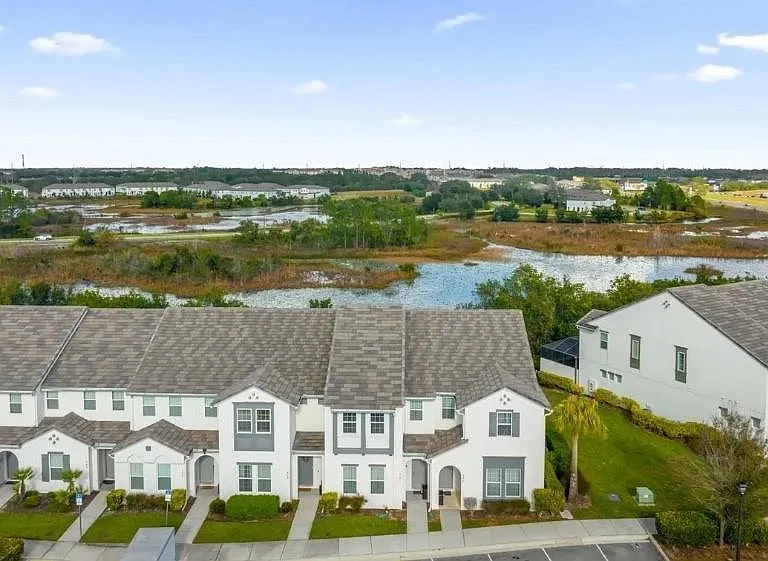 450 Captiva Dr — Photo 33