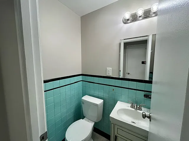 Donald Ave — Photo 11