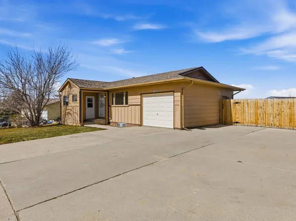 1922 E 24th St, Casper, WY 82601