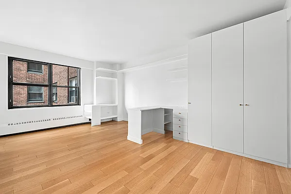 Rented by Corcoran | media 6