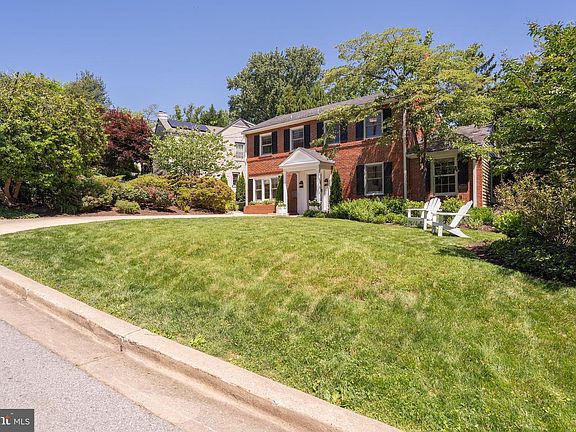 2nd image of 4903 Earlston Dr