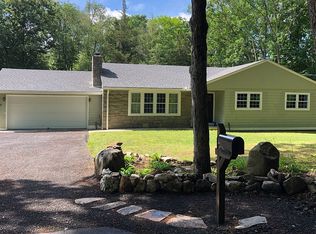 156 Babcock Rd, North Stonington, CT 06359