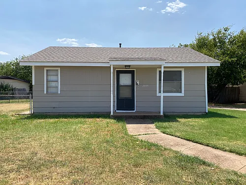 2805 Stearns Ave Photo 1