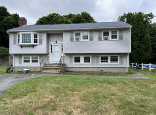 6 Castle Cir #B, Peabody, MA 01960