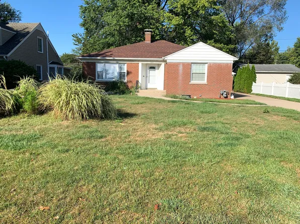 823 Hobbs Dr, Joliet, IL 60435