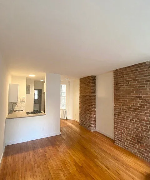 307 E 81st St #3RW — Photo 3