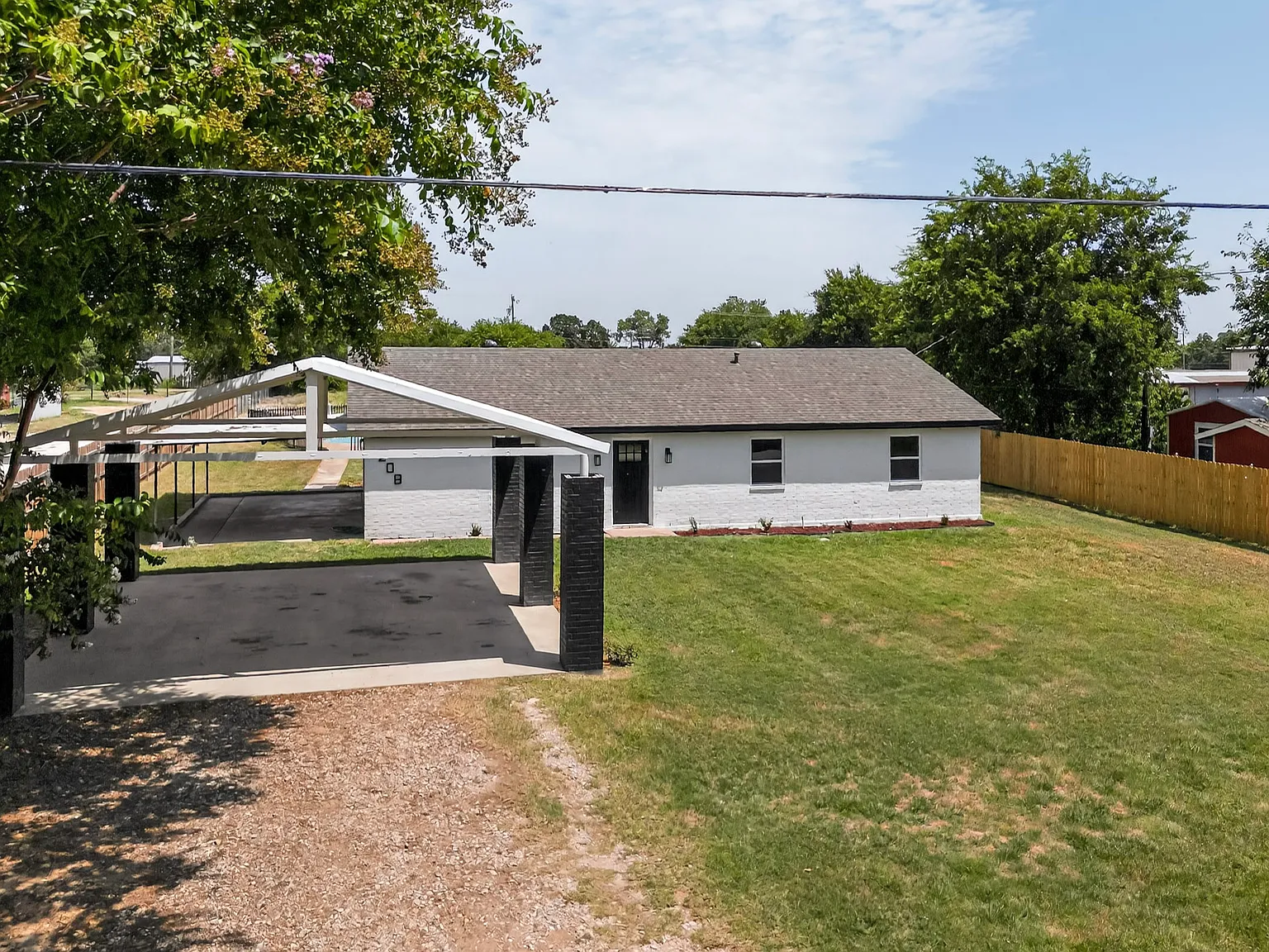 3 bed, 1500 sqft, $2,600 — Photo 3
