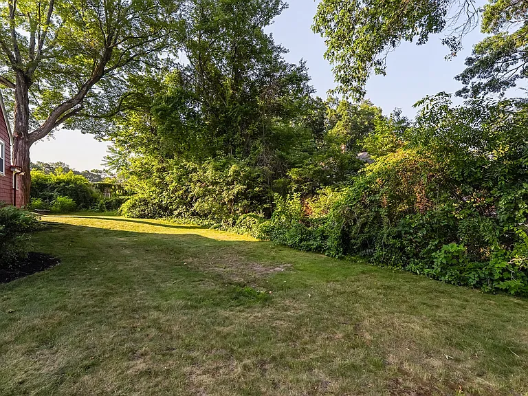 17 Scott Ave — Photo 31