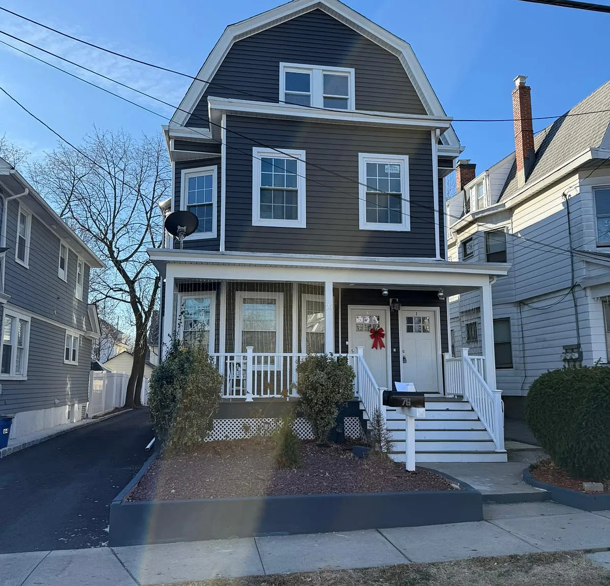 3 bed, $2,950 — Photo 1