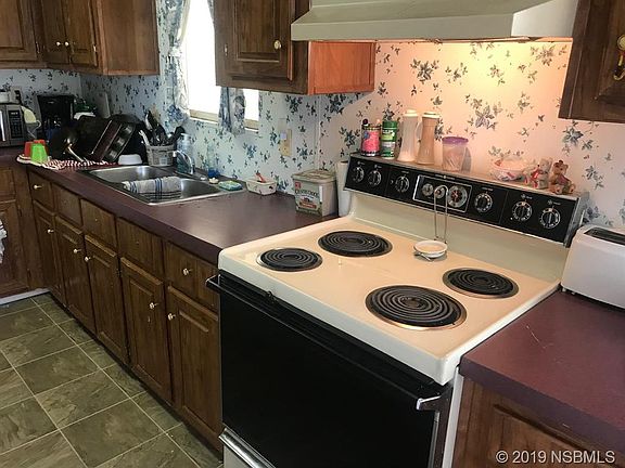 4th image of 1224 Windsor Dr