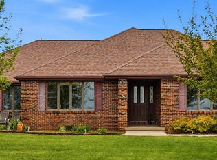 9096 E Stagecoach Trl, Warren, IL 61087
