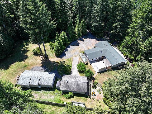 2nd image of 97241 Homestead Way
