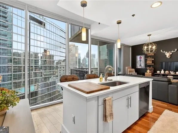 1080 Peachtree St NE Unit 1507, Atlanta, GA 30309