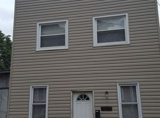 3219 Mary St, Pittsburgh, PA 15203