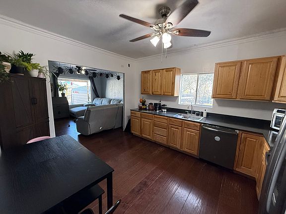 3rd image of 1370 Avenue B