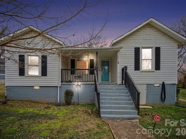 2878 Millstone Dr, Gastonia, NC 28054