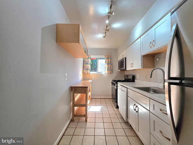 2704 Dartmouth Rd #3 — Photo 7