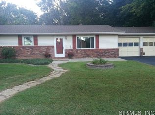 230 Woodridge Ct, Collinsville, IL