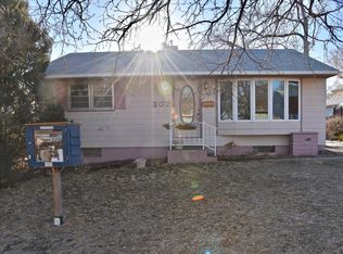 307 N Tyler Ave, Pierre, SD 57501