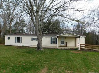 299 Green Hills Farm, Mills River, NC 28759