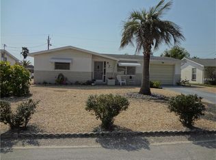 1523 Derrick St, Holiday, FL 34690