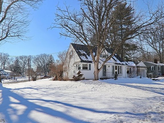 3rd image of 1314 Wood Valley Rd