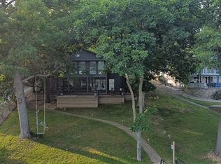 198 Oak Ledge Dr, Sunrise Beach, MO 65079