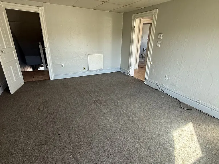 1001 Caldwell Ave — Photo 4
