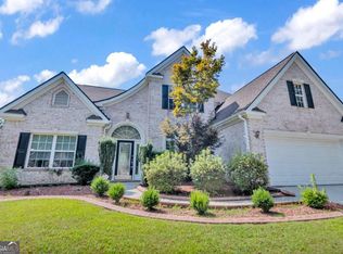 7964 Larksview Dr, Fairburn, GA 30213