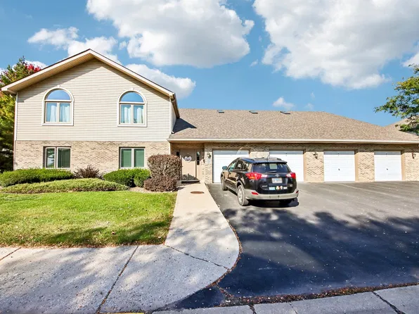 2683 Jodee Dr #C, Joliet, IL 60436