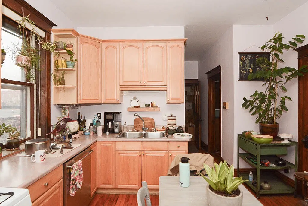 Beyond Compare 3 Bed, 1 Bath at Walton + Rockwell (Ukrainian Village) — Photo 4