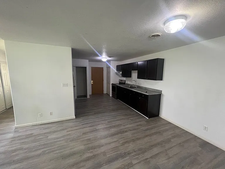 130 Highway St — Photo 6