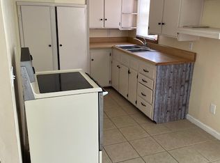 319 E Alice St, Haysville, KS 67060