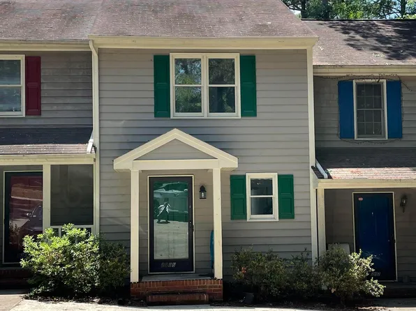 3205 Warwick Dr, Raleigh, NC 27606