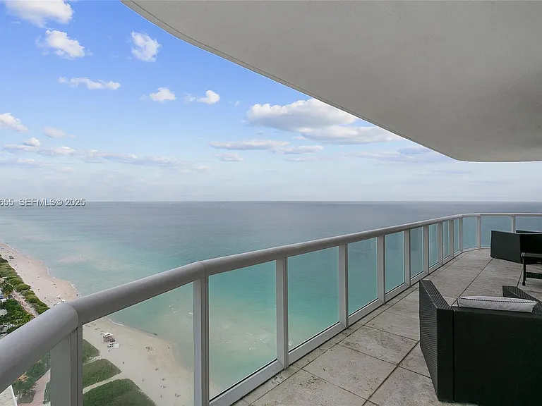 6365 Collins Ave #3401 — Photo 9